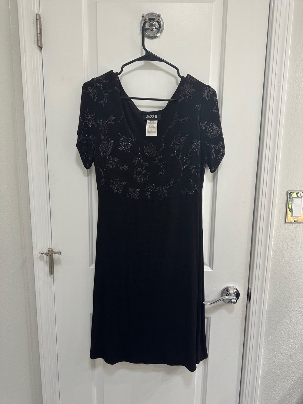 Size 12 Black whimsigoth true vintage floral embroidered sparkle 90s midi dress
